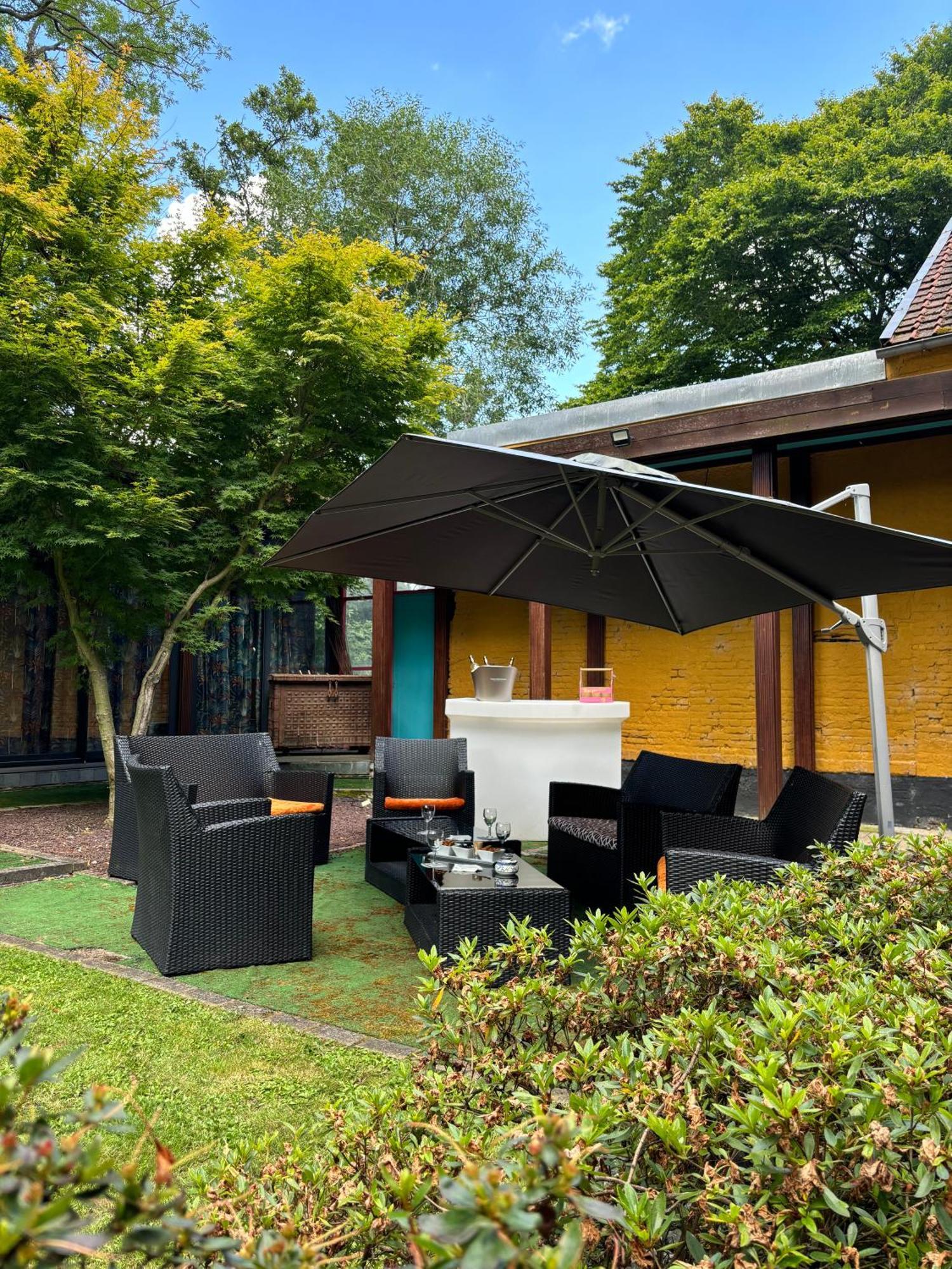 Logis Hotel-Restaurant - Le Moulin D'Artres Exterior foto